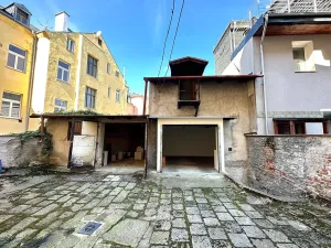 Prodej garáže, Karlovy Vary, Svahová, 100 m2