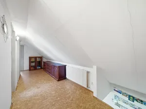 Prodej vícegeneračního domu, Hvozd, 216 m2