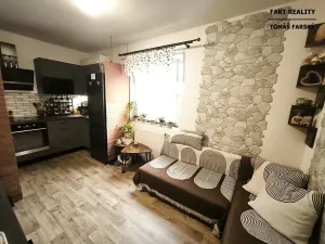 Pronájem bytu 2+kk, Chlumec, Stradovská, 45 m2