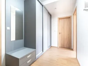 Pronájem bytu 2+kk, Brno, Trnitá, 61 m2