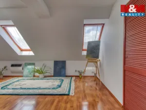 Prodej rodinného domu, Psáry, Pod Skalou, 218 m2