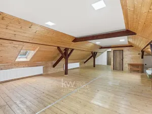 Prodej obchodního prostoru, Milíkov, 420 m2