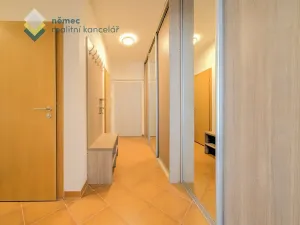 Pronájem bytu 3+kk, Praha - Hrdlořezy, V třešňovce, 109 m2