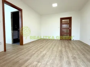 Pronájem bytu 3+1, Vsetín, Ohrada, 72 m2