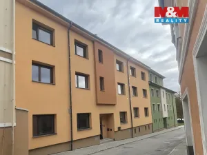 Pronájem bytu 2+kk, Trhové Sviny, Branka, 44 m2