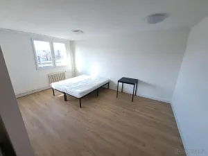 Pronájem bytu 1+kk, Praha - Vysočany, U vinných sklepů, 31 m2