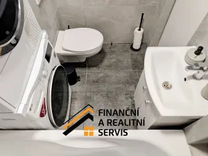 Prodej bytu 2+1, Milovice, Spojovací, 45 m2