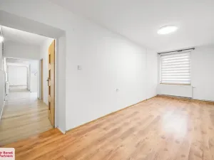 Prodej rodinného domu, Kolešov, 198 m2