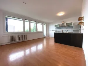 Pronájem bytu 1+kk, Praha, Družicová, 36 m2