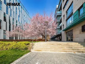 Pronájem bytu 2+kk, Praha - Karlín, Rohanské nábřeží, 73 m2