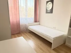 Pronájem bytu 1+kk, Kladno, Hřebečská, 18 m2