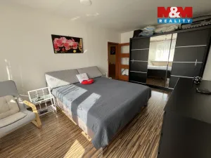 Pronájem bytu 2+1, Děčín - Děčín XXVII-Březiny, Kosmonautů, 63 m2