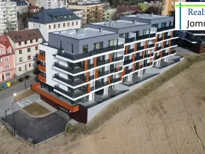 Pronájem bytu 3+kk, Liberec, Na Perštýně, 74 m2