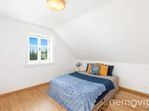 Prodej rodinného domu, Holenice, 159 m2