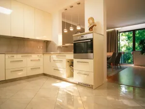 Prodej bytu 4+kk, Praha - Vokovice, Tibetská, 139 m2