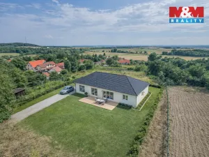 Prodej pozemku pro bydlení, Bechlín, 1185 m2