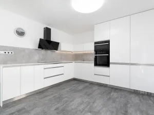 Prodej rodinného domu, Opava, U Švédské kaple, 208 m2