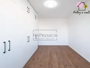 Pronájem bytu 1+kk, Praha - Hodkovičky, Klánova, 26 m2