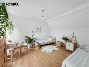 Pronájem atypického bytu, Drahelčice, V Brance, 164 m2