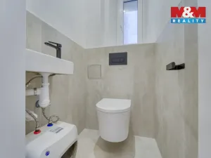 Pronájem bytu 2+kk, Plzeň - Jižní Předměstí, Klatovská třída, 68 m2