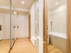 Prodej bytu 2+kk, Praha - Záběhlice, Malovická, 55 m2