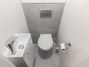 Prodej bytu 3+kk, Praha - Podolí, Gončarenkova, 61 m2