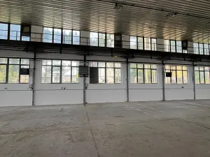 Prodej výrobních prostor, Karlovy Vary, K Přehradě, 8061 m2
