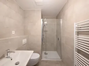 Prodej bytu 2+kk, Praha - Černý Most, Arnošta Valenty, 51 m2