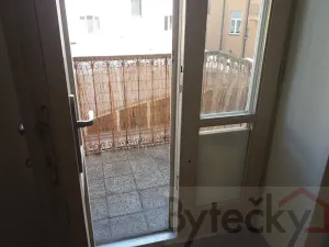 Pronájem bytu 2+1, Praha - Smíchov, Jindřicha Plachty, 65 m2
