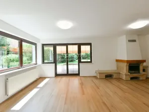 Pronájem vily, Průhonice, Jetelová, 370 m2