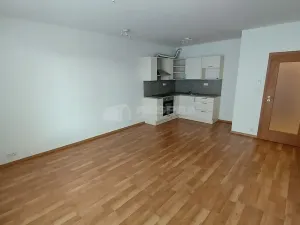 Pronájem bytu 2+kk, Praha - Hostivař, Rižská, 57 m2