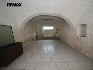 Prodej komerční nemovitosti, Církvice, 6984 m2