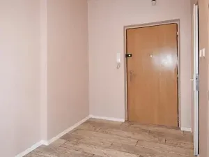 Pronájem bytu 2+1, Kadaň, Chomutovská, 56 m2