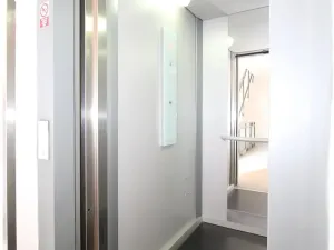 Pronájem bytu 1+kk, Praha - Hloubětín, Nepelova, 35 m2