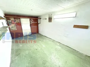 Prodej garáže, Plzeň, Vejprnická, 20 m2