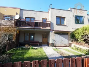 Prodej rodinného domu, Praha - Ruzyně, Kralupská, 256 m2