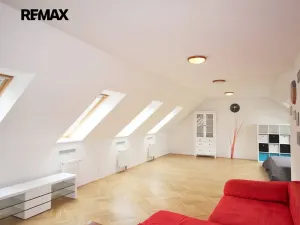 Prodej bytu 3+1, Praha - Nové Město, Lípová, 155 m2