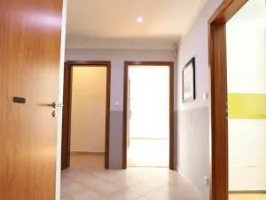 Pronájem bytu 3+kk, Praha - Záběhlice, Mattioliho, 82 m2