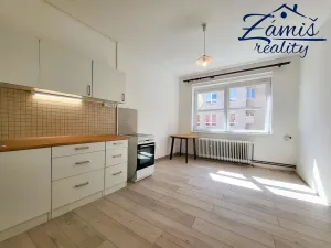 Pronájem bytu 2+1, Nové Strašecí, U Školy, 77 m2