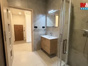 Pronájem bytu 2+kk, Louny, Pražská, 48 m2