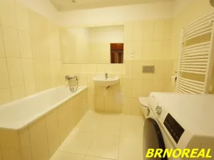 Pronájem bytu 3+kk, Brno, Za kostelem, 58 m2