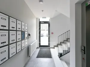 Prodej bytu 3+kk, Praha - Vysočany, V Předním Hloubětíně, 72 m2