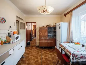 Prodej rodinného domu, Třebusice, 470 m2