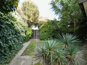 Prodej rodinného domu, Zeleneč, Husova, 162 m2