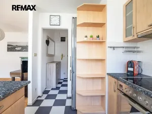 Pronájem bytu 4+kk, Praha - Libeň, Na hájku, 75 m2