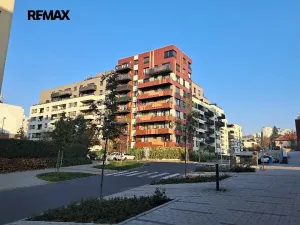 Pronájem bytu 1+kk, Praha - Modřany, Zlochova, 49 m2