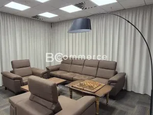 Pronájem kanceláře, Brno, Holandská, 240 m2