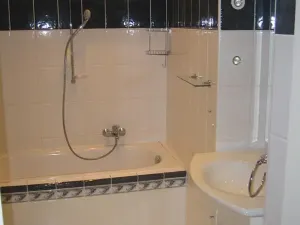 Prodej činžovního domu, České Budějovice, Na Nábřeží, 240 m2