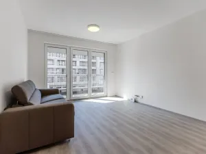 Pronájem bytu 1+kk, Praha - Hloubětín, Poděbradská, 33 m2