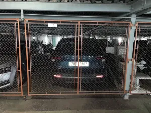 Prodej garážového stání, Hradec Králové, Mrštíkova, 12 m2